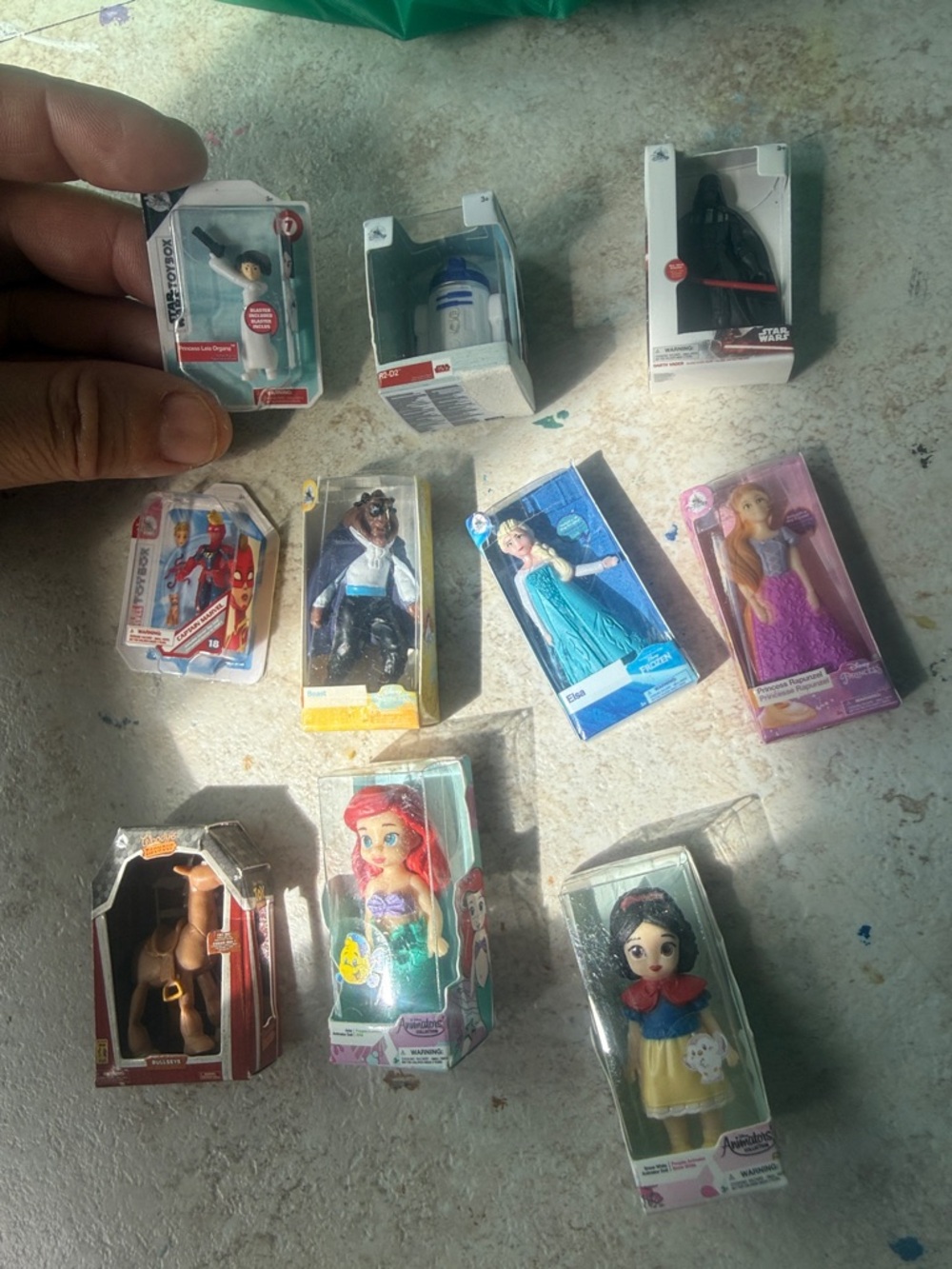 DISNEY MINI BRAND Collectibles - figurines
